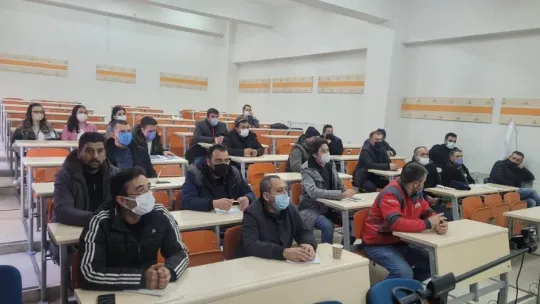 Kocasinan Belediyesi'nden veterinerlik personeline sertifikalı eğitim