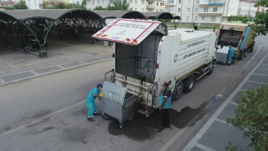 Kocasinan Belediyesi, topladığı çöpleri ekonomiye kazandırıyor