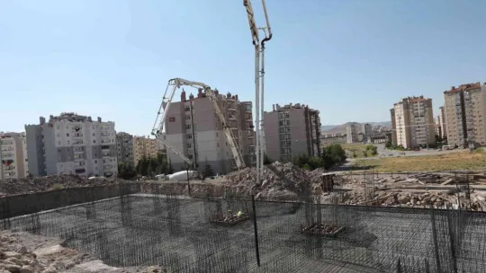 Kocasinan'da 24 derslikli ve 6 ek ders sınıflı lisenin temeli atıldı
