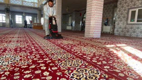 Kocasinan'da bahar temizliği devam ediyor