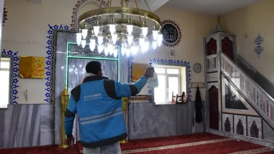 Camiler, Ramazan ayında da gül kokuyor