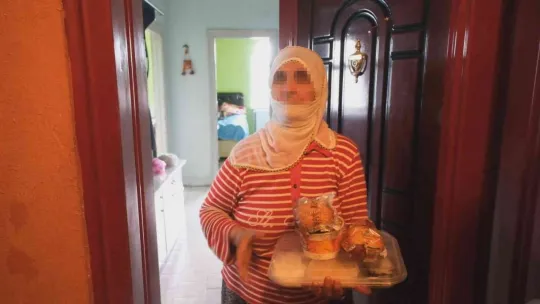 Kocasinan'da gönüller kazanılıyor, evlere her gün 4 çeşit sıcak yemek gidiyor