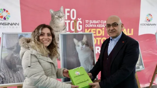 Kocasinan'da Kedi Temalı Fotoğraf Yarışması'nda kazananlar ödüllerini aldı