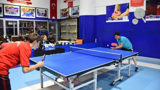 Kocasinan'da Liselerarası Spor Festivali devam ediyor