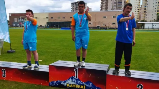 Kocasinan'ın özel sporcuları, madalyalara ambargo koydu