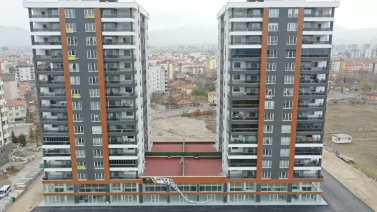 Kocasinan, mutlu yuvalar inşa etmeye devam ediyor