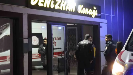 Kocasını bıçaklayarak öldüren kadının yargılanmasına devam edildi