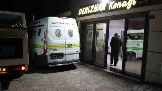 Kocasını bıçaklayarak öldüren kadının yargılanmasına devam edildi