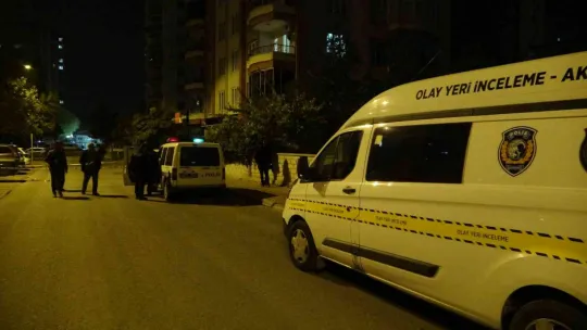 Komşuların gürültü kavgasında kan aktı: 1'i ağır 3 yaralı