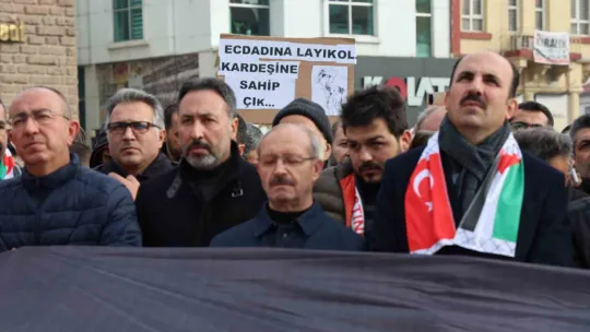 Konya'da binler Filistin için yürüdü
