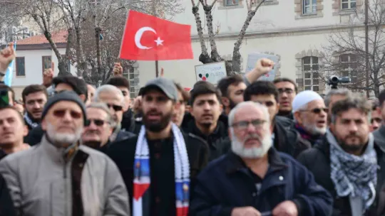 Konya'da binler Filistin için yürüdü