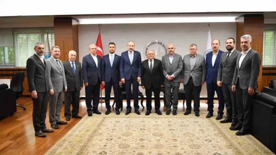 KTO heyetini ağırlayan Başkan Büyükkılıç'a 'birlik' vurgusu