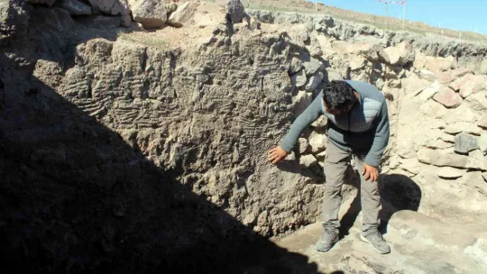 Kültepe'de 4 bin 500 yıllık parmak izleri bulundu