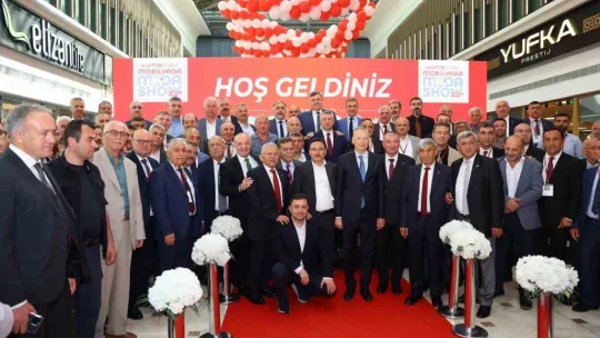 KumsMall'da 'Mobilyada Moda Show' başladı