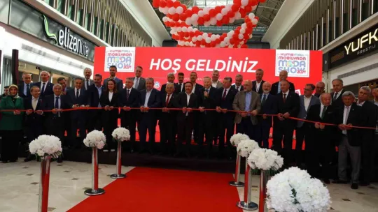 KumsMall'da 'Mobilyada Moda Show' başladı