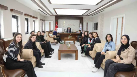 Lise Öğrencileri ERÜ'yü Ziyaret Etti