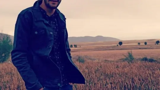 Trenin çarptığı tırın sürücüsü hayatını kaybetti