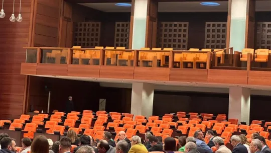 Mahmut Arıkan: 'Ülkemiz ekonomik ve toplumsal olarak tahrip ediliyor'