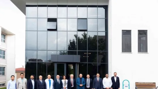 Makedonya Uluslararası Vizyon Üniversitesi'nden KAYÜ Rektörüne ziyaret