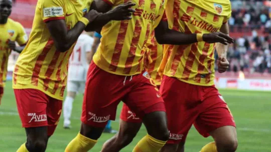Mame Thiam gollerine devam ediyor