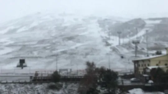 Mayıs ayında yağan kar Erciyes'i beyaza büründü