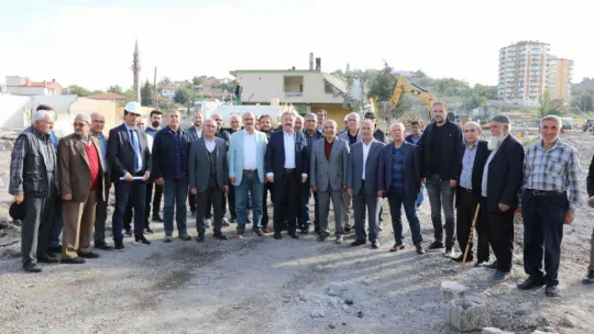 Meclis Üyeleri Kentsel Dönüşüm Çalışmalarını İnceledi