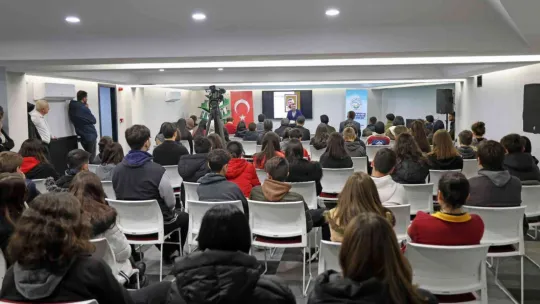 Mehmet Akif Talas'ta anlatıldı