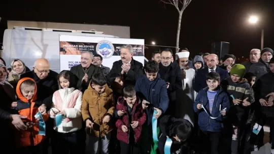 Mehmet Hisar Cami açıldı