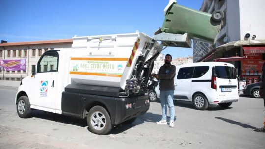 Melikgazi AB fonu ile elektrikli çöp toplama aracı satın aldı