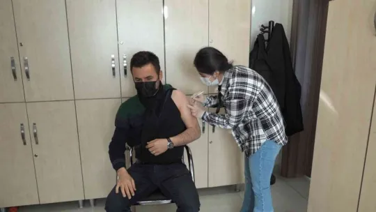 Melikgazi Belediye personeli 3. Doz Covid-19 aşısı oldu