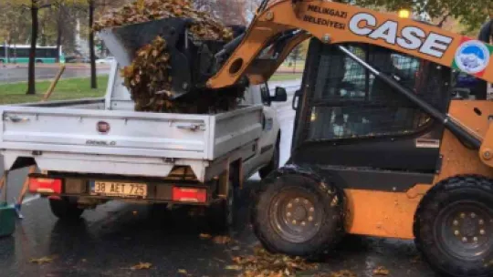 Melikgazi Belediyesi Gazel Temizliği Yapıyor