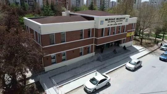 Melikgazi Belediyesi'nden 15 nitelikli sosyal tesis