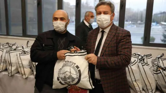 Melikgazi Belediyesi'nin Çölyak hastalarına desteği dürüyor