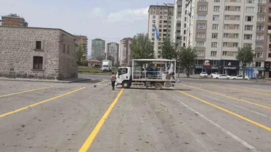 Melikgazi Belediyesi pazar yerlerinde bakım onarım yapıyor