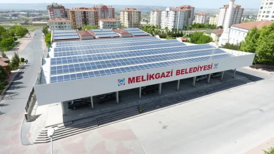 Melikgazi Belediyesi kendi yazılımlarıyla geleceğe yatırım yapıyor