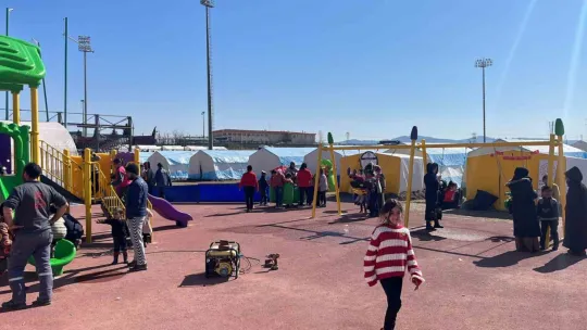 Melikgazi Çadır Kente Oyun Parkı Kurdu