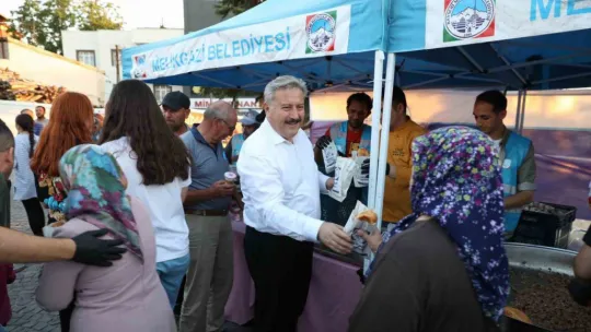 Melikgazi'de Aileler 'Mahalle Buluşmaları'nda Bir Araya Geliyor