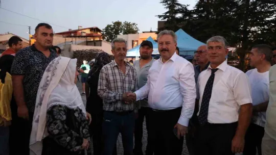 Melikgazi'de Aileler 'Mahalle Buluşmaları'nda Bir Araya Geliyor