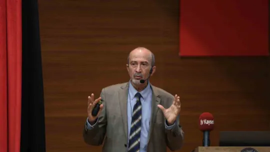 Melikgazi'de depremler hakkında bilgilendirme seminerlerinin ikincisi gerçekleştirildi