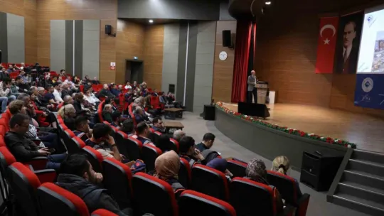 Melikgazi'de depremler hakkında bilgilendirme seminerlerinin ikincisi gerçekleştirildi