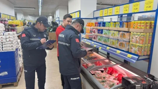 Ramazan ayı öncesi marketlerde fiyat ve etiket denetimi yapıldı