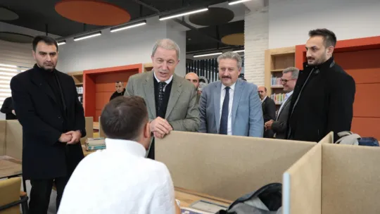 Melikgazi'de Türkan Yücesan Akıl Küpü Kütüphanesi hizmete açıldı