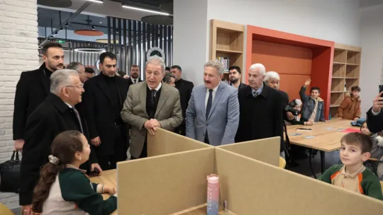 Melikgazi'de Türkan Yücesan Akıl Küpü Kütüphanesi hizmete açıldı