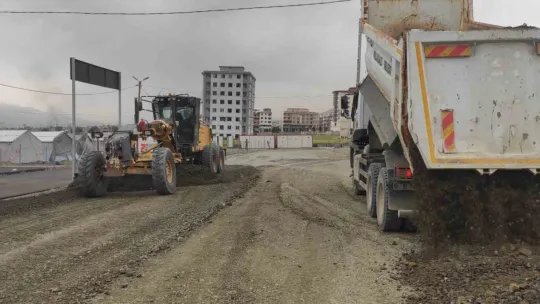 Melikgazi Depremzedelerin Yanında Olmaya Devam Ediyor