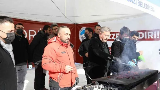 Melikgazi Erciyes'te Kayseri lezzetlerini tanıttı