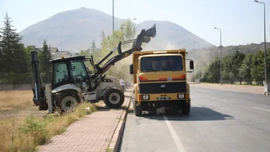 Melikgazi'nin Toplu Temizlik Çalışmaları Devam Ediyor