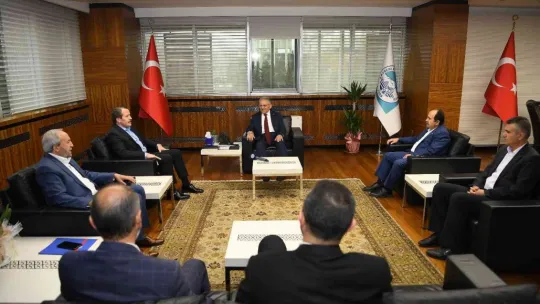 Memur-Sen Genel Başkanı Yalçın'dan Başkan Büyükkılıç'a ziyaret