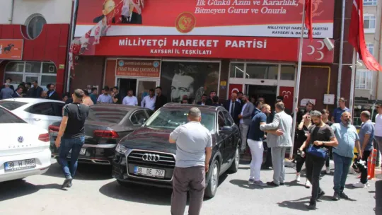 MHP Kayseri teşkilatı arefeden bayramlaştı