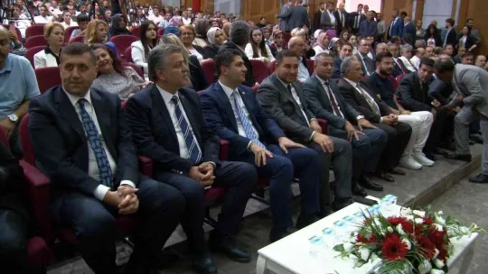 MHP'li Özdemir: 'Millet size iktidar yetkisi verecek mi ki siz utanmadan birilerine bakanlık verme vaadinde bulunuyorsunuz'