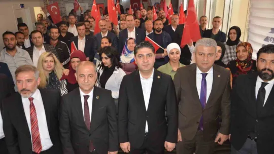 MHP'li Özdemir: 'Sandıkta vuracağımız tokadın sesi Washington'dan duylusun'